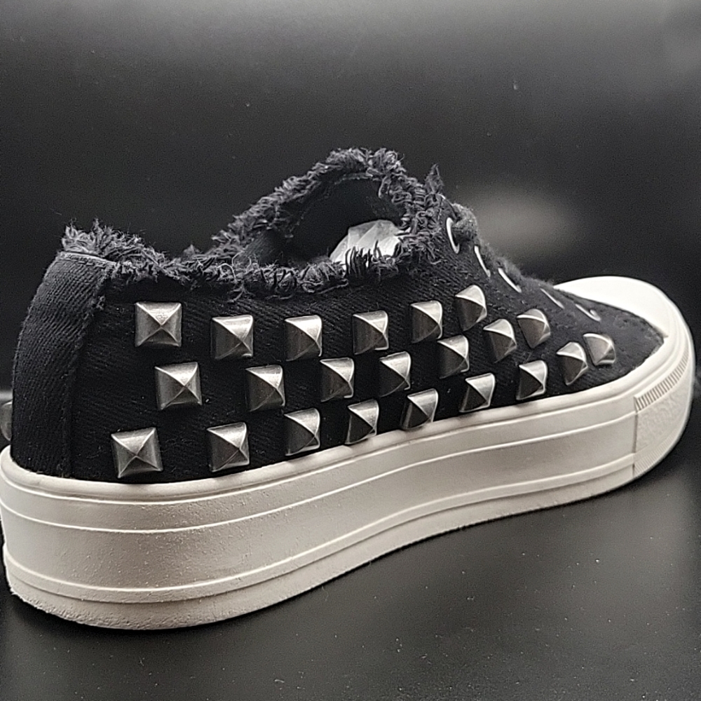 STEVE MADDEN VINNIE BLACK SNEAKERS (Size 6.5) - Picture 3 of 10